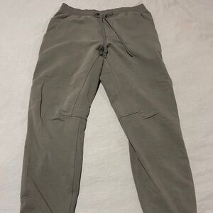 Men’s Lululemon sweatpants